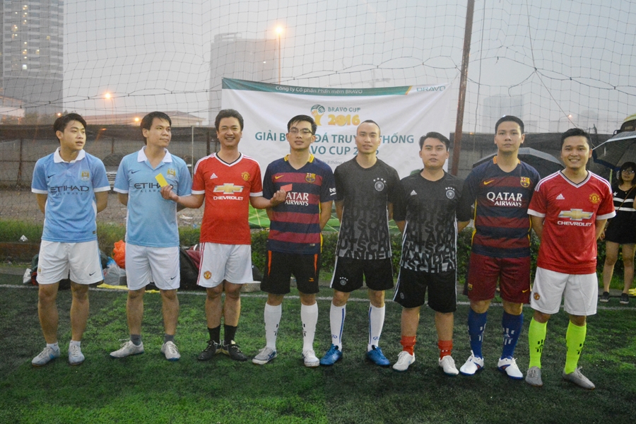 Tổ trọng tài giải năm nay