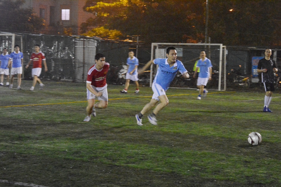 Những pha bóng gay cấn