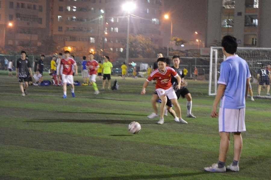 Những pha tranh bóng gay cấn