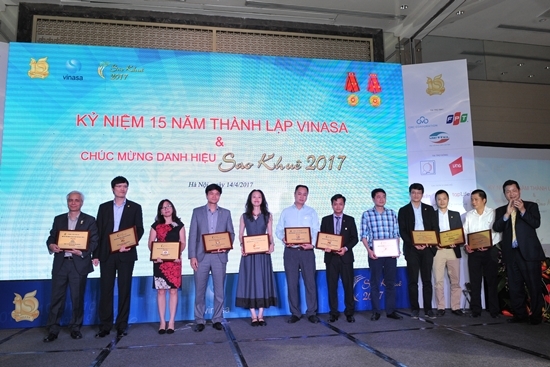 BRAVO nhận Kỷ niệm chương đóng góp cho sự phát triển của VINASA