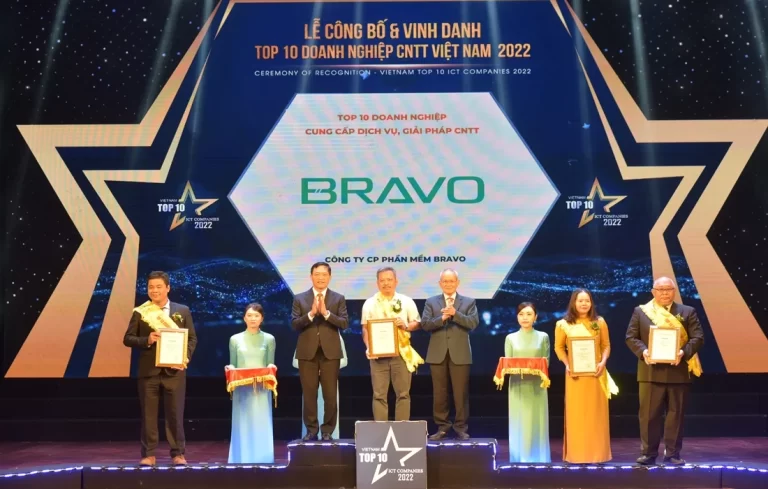 BRAVO vinh dự vào TOP 10 Doanh nghiệp CNTT Việt Nam 2022