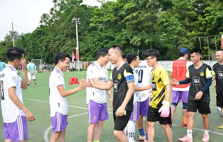 Bầu không khí nóng lên từng phút trong loạt trận thứ 2 BRAVO Cup HN 2022