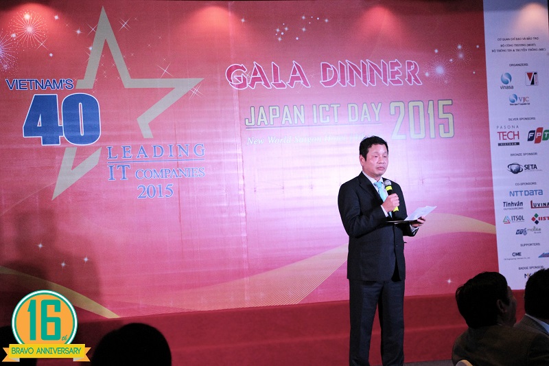 Ông Trương Gia Bình – Chủ tịch VINASA phát biểu tại đêm Gala