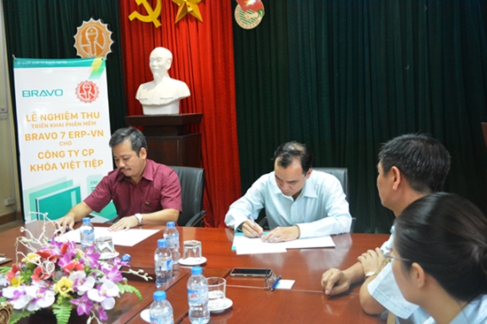Nghiệm thu triển khai phần mềm BRAVO 7 ERP-VN cho Khóa Việt Tiệp