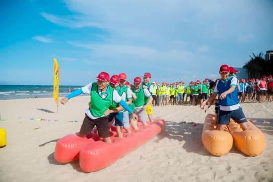 Phút giây xóa tan mọi khoảng cách giữa các thành viên