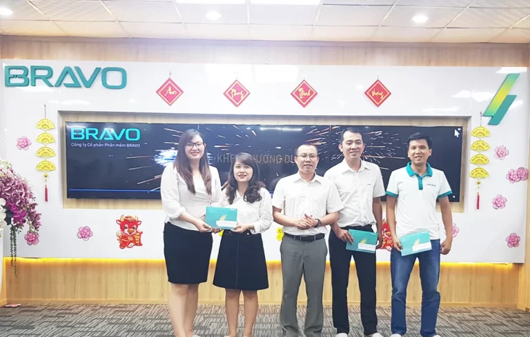 Thưởng nóng CBNV Kinh doanh và Giải pháp tư vấn