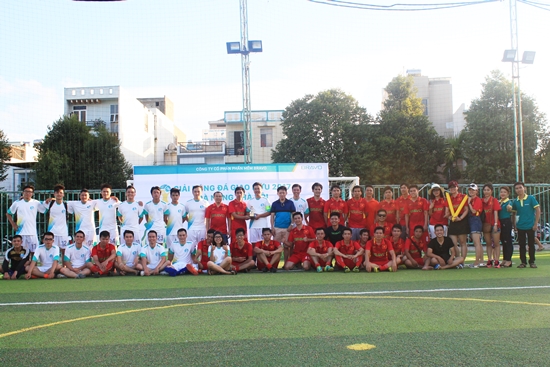 Trận giao hữu ngoài lề BRAVO Cup thắt chặt tình anh em Bắc – Trung