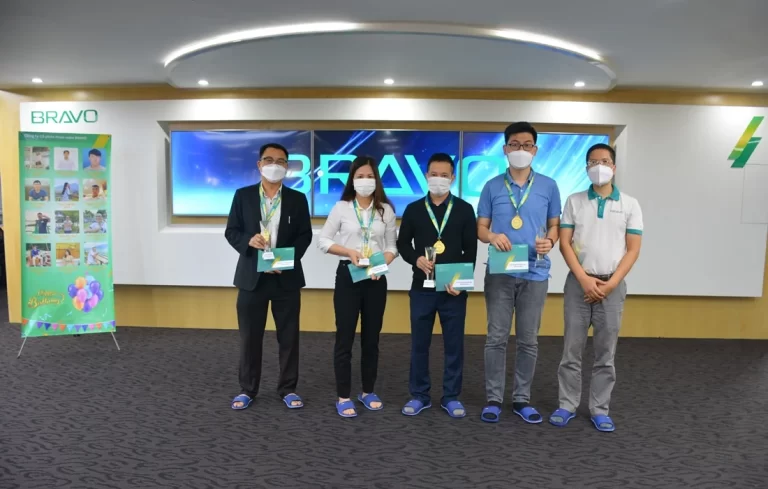 Trao cúp NVXS và giải thưởng PTSP tháng 3