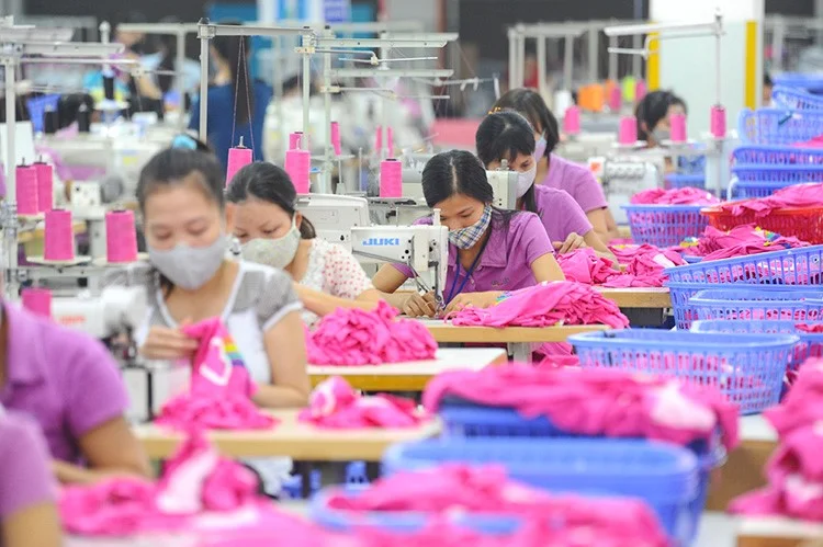 Xuất khẩu dệt may và da giày tăng trong tháng 1/2021