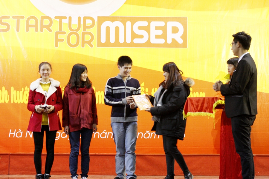 Tham gia trò chơi và nhận các phần quà từ BRAVO