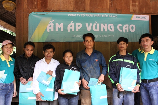 Tấm lòng BRAVO qua chương trình “Ấm áp vùng cao” tại Nam Trà My