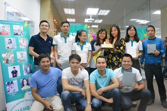 BRAVO-HN: Chúc mừng sinh nhật nhân viên trong tháng 10