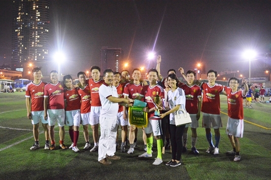 Kỹ thuật 2 xuất sắc giành Cup vô địch mùa giải BRAVO Cup 2016