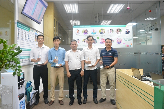 BRAVO trao cúp nhân viên xuất sắc tháng 5/2018 tại Hà Nội