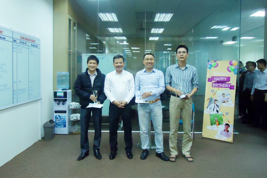 Chúc mừng Nhân viên xuất sắc và sinh nhật trong tháng