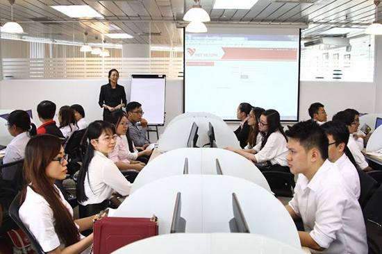 Học đào tạo quản lý sản xuất ở đâu tốt?