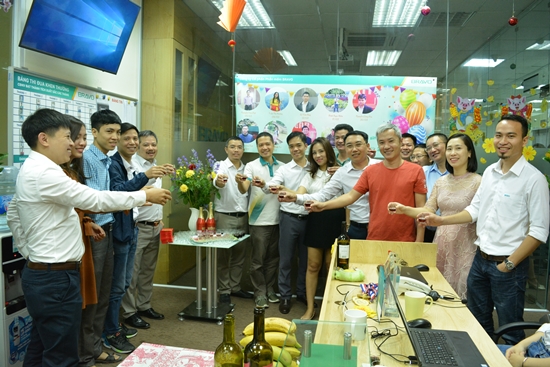 BRAVO khai xuân rộn rã trong ngày làm việc đầu năm Kỷ Hợi