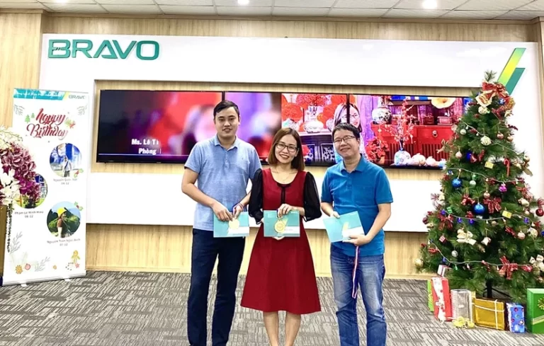 khen thưởng NVXS tháng 11 và sinh nhật CBNV tháng 12