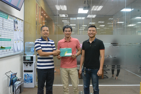 Khen thưởng CBNV triển khai phần mềm BRAVO cho VITASCO