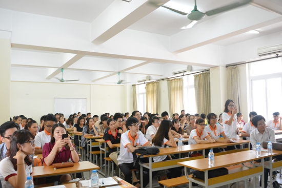 Sự tham gia của đông đảo các bạn sinh viên từ nhiều trường Đại học