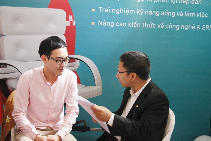 Là các bạn sinh viên năm 3, năm 4 đang có nhu cầu thực tập/làm việc tại BRAVO…