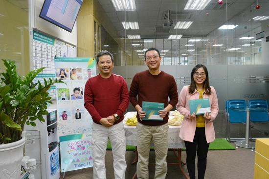 Ấm áp trong bữa tiệc sinh nhật các thành viên tháng 11