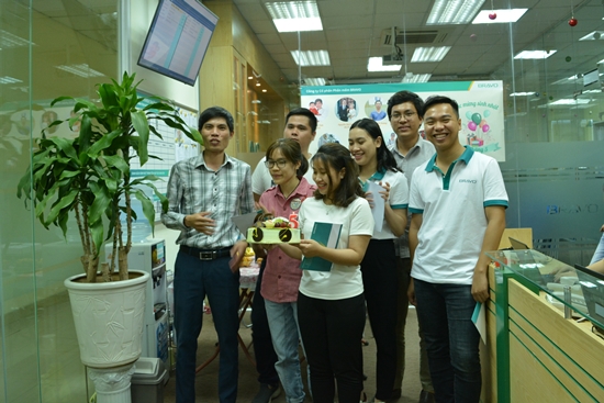 BRAVO HN chung vui trong bữa tiệc sinh nhật CBNV tháng 5