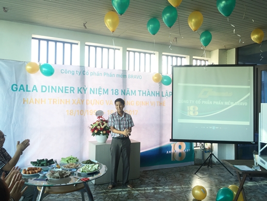 Anh Lê Anh Tuấn phát biểu