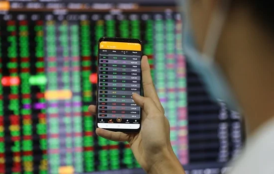 Xu hướng thị trường chứng khoán sẽ tiếp tục tăng trong nửa cuối năm 2021