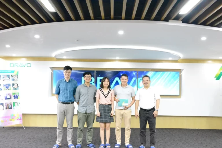 Thưởng nóng CBNV Kinh doanh và Triển khai tháng 3/2021