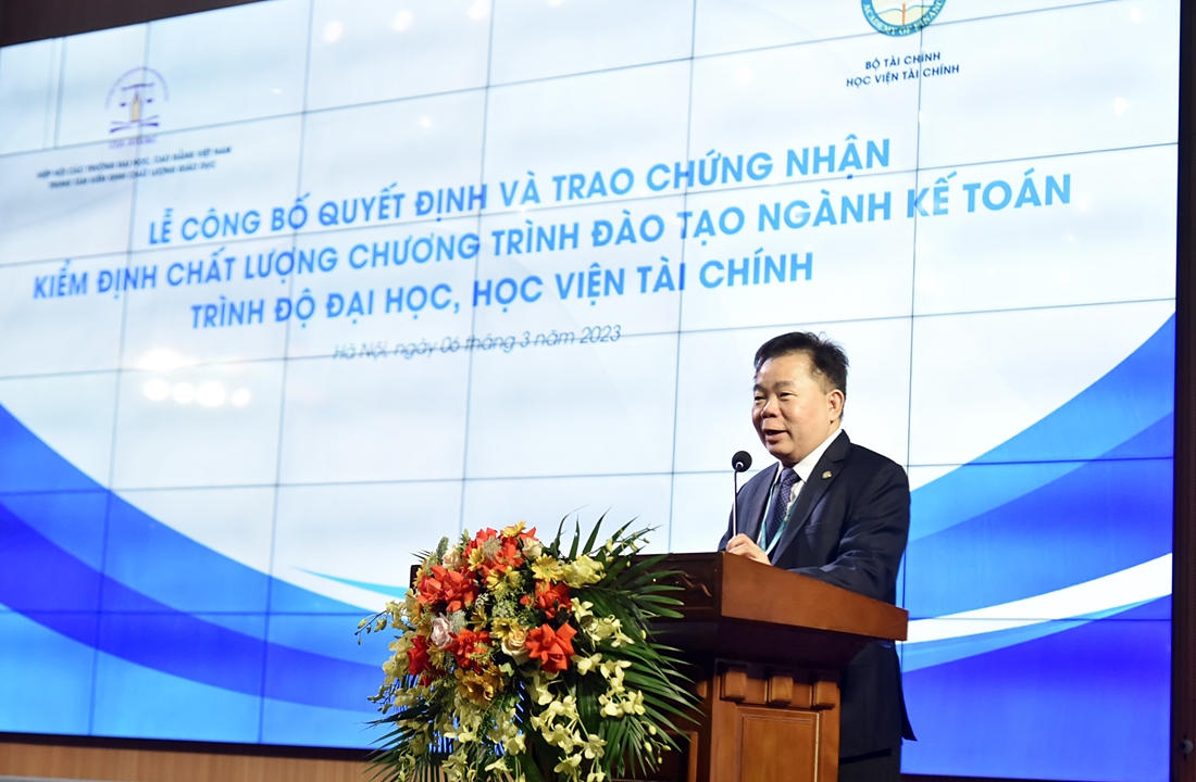 TS. Nguyễn Trọng Cơ, Giám đốc Học viện Tài Chính phát biểu