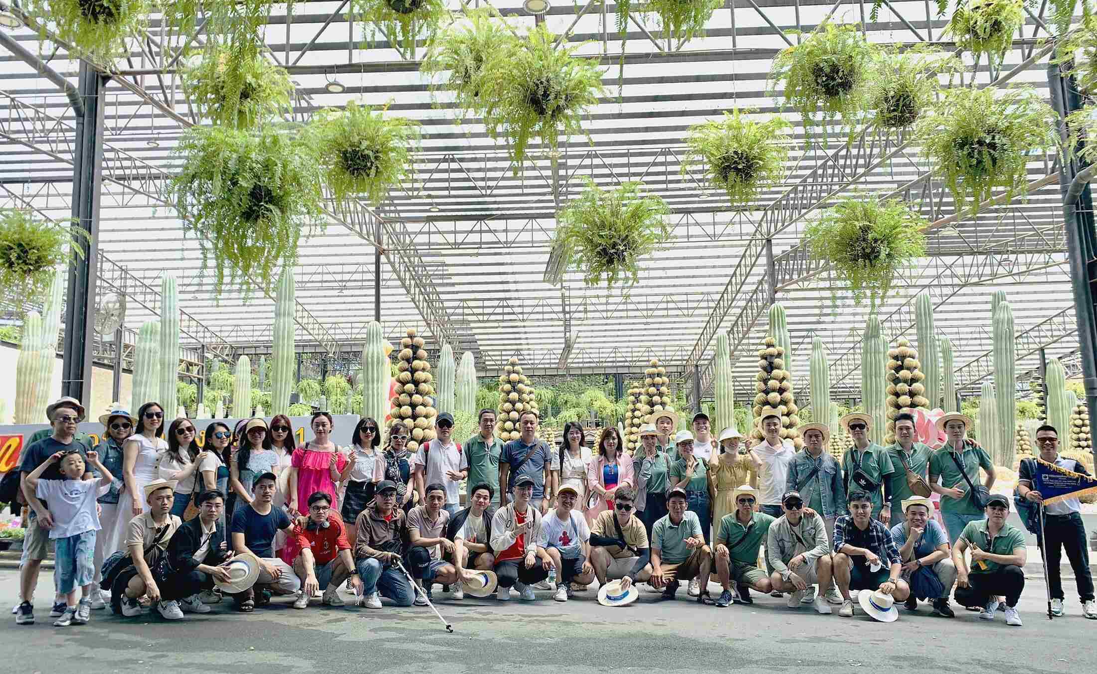 BRAVO ĐN tại Công viên Khủng Long Nong Nooch