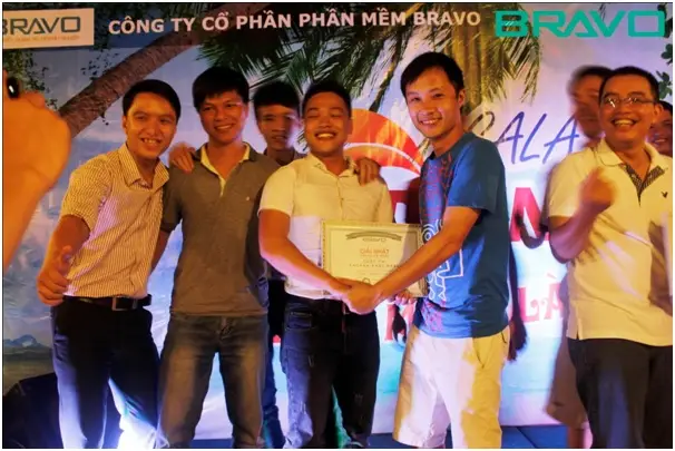 Trao giải "Khoảnh khắc BRAVO"