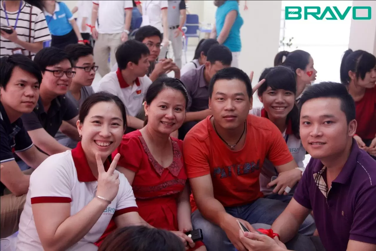 Nụ cười của các anh chị em BRAVO trong lúc chờ hiến máu Nụ cười của các anh chị em BRAVO trong lúc chờ hiến máu