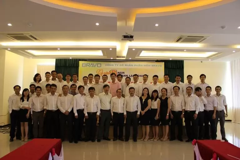 BRAVO vững chắc như kiềng ba chân