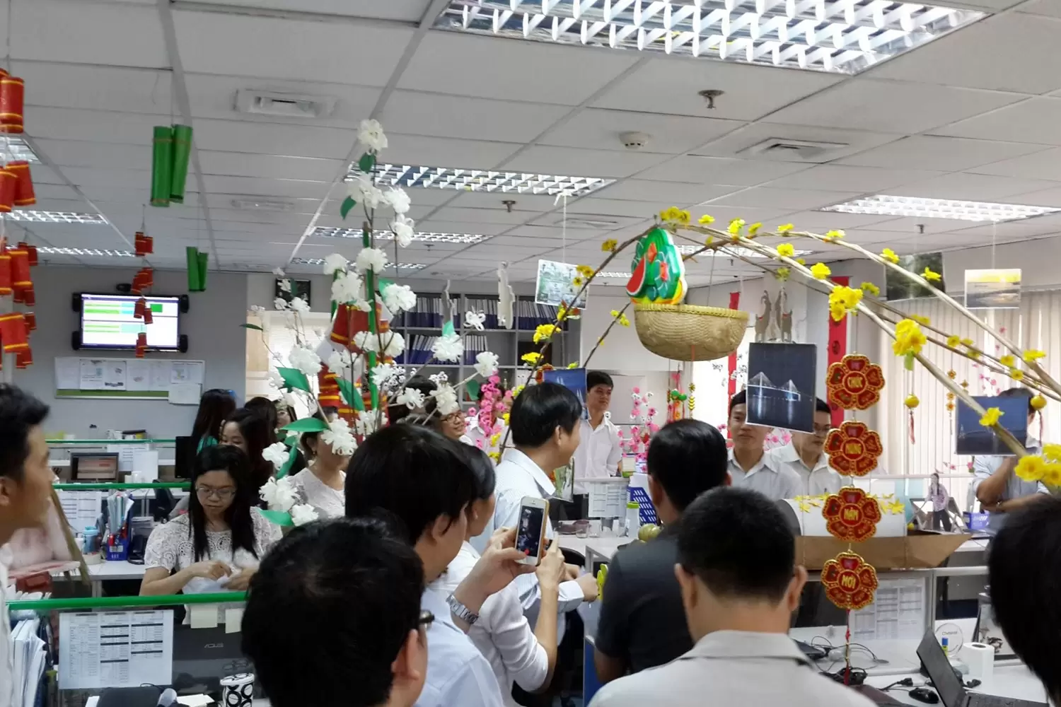 Một số hình ảnh trong Hội thi trang trí năm 2015 tại BRAVO-HCM