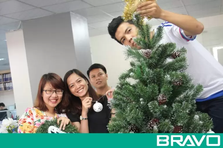 Không khí giáng sinh về với BRAVO ba miền