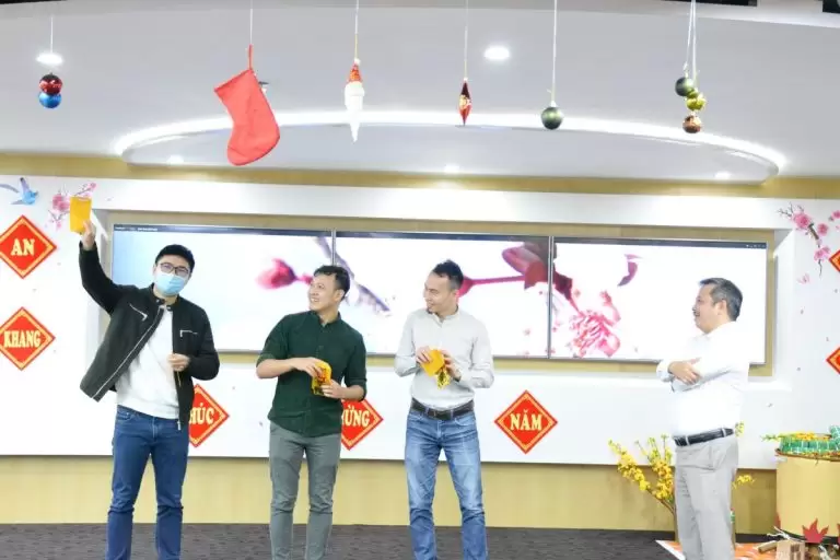 BRAVO khai xuân, gặp gỡ trong ngày làm việc đầu năm Tân Sửu