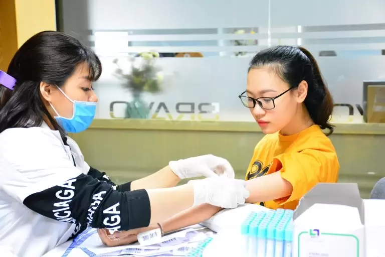 Thăm khám sức khỏe định kỳ cho các CBNV