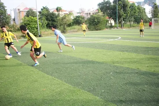 Các thủ môn của đội B rất biết nắm bắt cơ hội, tạo nên bàn thắng bất ngờ