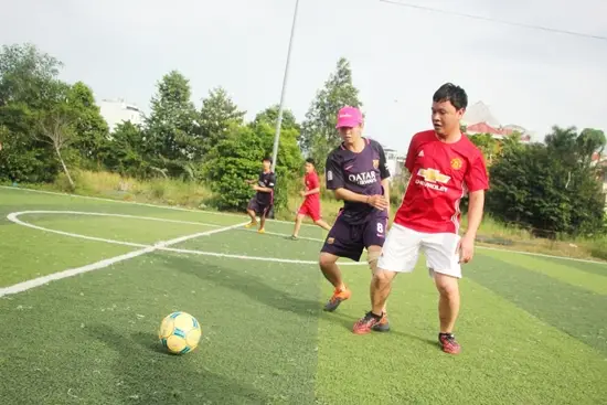 Những bất ngờ liên tiếp được tạo ra trên sân