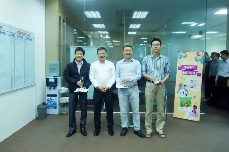 Chúc mừng Nhân viên xuất sắc và sinh nhật trong tháng