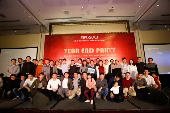 Đêm Gala tất niên và chào xuân Mậu Tuất của 2 miền Bắc Nam