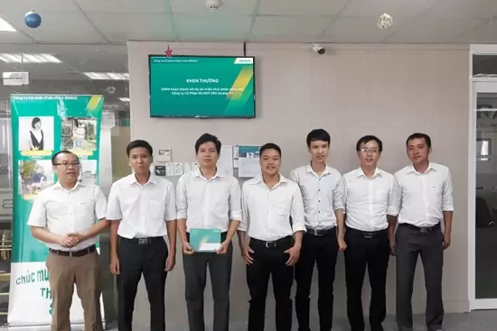 Khen thưởng hai đội triển khai dự án lớn tại BRAVO Đà Nẵng