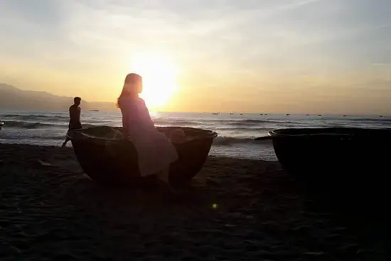 Đón bình minh trên biển Mỹ Khê