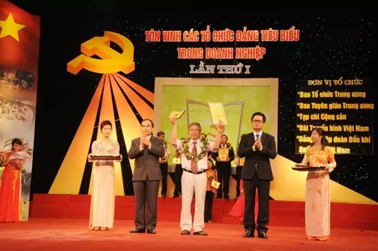 Ứng dụng phần mềm cho công tác quản trị tại Nhựa Thiếu Niên Tiền Phong