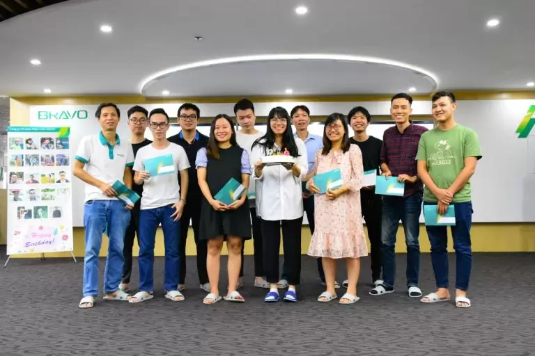 Chúc mừng sinh nhật CBNV tháng 9 tại BRAVO HN