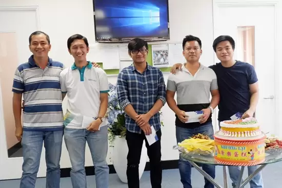 Các thành viên có sinh nhật tháng 4