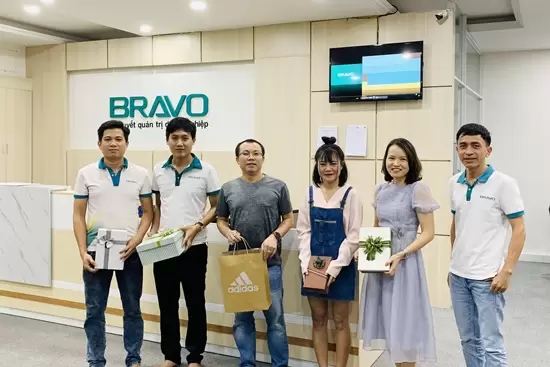 Tháng 2 rộn ràng khen thưởng tại BRAVO Đà Nẵng
