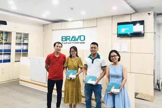 Trao cúp NVXS và các hoạt động chung tháng 4 tại BRAVO ĐN